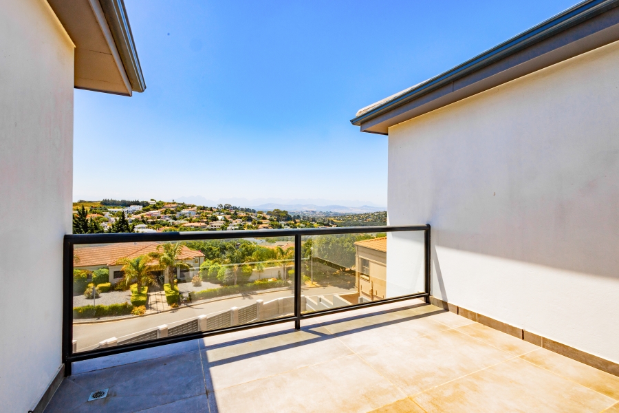 4 Bedroom Property for Sale in Oude Westhof Western Cape